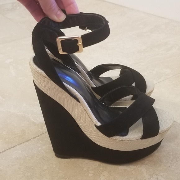 Platform wedge sandal, black and tan - Picture 6 of 6